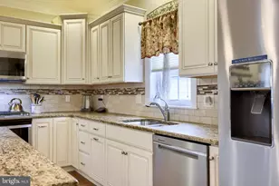 651 Chiswell Pl, Lancaster, PA 17601 - Photo 18