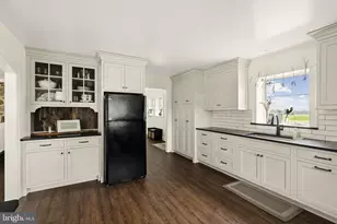 650 Broad St, Honey Brook, PA 19344 - Photo 14