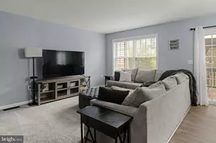 325 Deerfield Dr, Mount Joy, PA 17552 - Photo 6