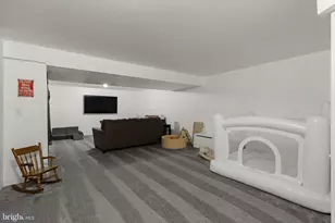 325 Deerfield Dr, Mount Joy, PA 17552 - Photo 10