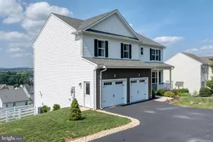 309 Pierson Rd, Lititz, PA 17543 - Photo 2