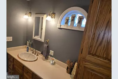 57 N Charlotte Street, Manheim, PA 17545 - Photo 14
