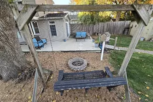 57 N Charlotte St, Manheim, PA 17545 - Photo 6