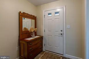 5179 Oak Leaf Dr, Mount Joy, PA 17552 - Photo 14