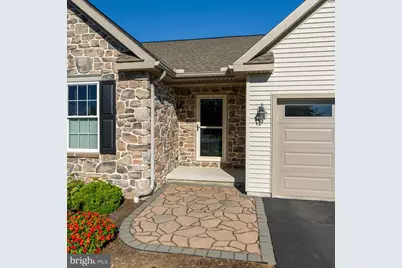 5179 Oak Leaf Drive, Mount Joy, PA 17552 - Photo 4