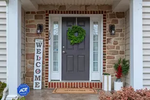 120 Baneberry Ln, Lititz, PA 17543 - Photo 2