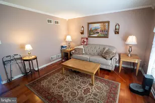 210 Rocklawn Ln, Lancaster, PA 17601 - Photo 4