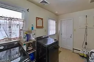 1942 Drexel Ave, Lancaster, PA 17602 - Photo 10