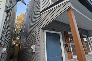 211 S 2nd St, Columbia, PA 17512 - Photo 2