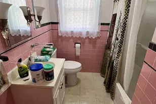 327 W Ferdinand St, Manheim, PA 17545 - Photo 14