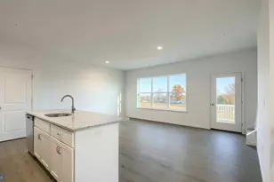 64 N Conifer Dr, Elizabethtown, PA 17022 - Photo 16