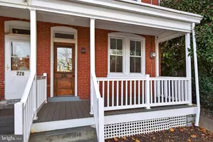 226 E Lemon St, Lancaster, PA 17602 - Photo 2
