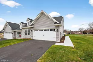 123 Hillard Field, Lancaster, PA 17603 - Photo 4