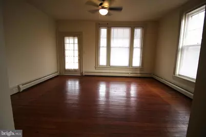 254 S Railroad Avenue, New Holland, PA 17557 - Photo 2