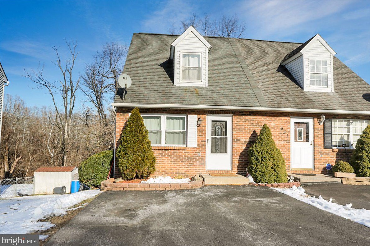649 Front St, Allentown, PA 18102-5134