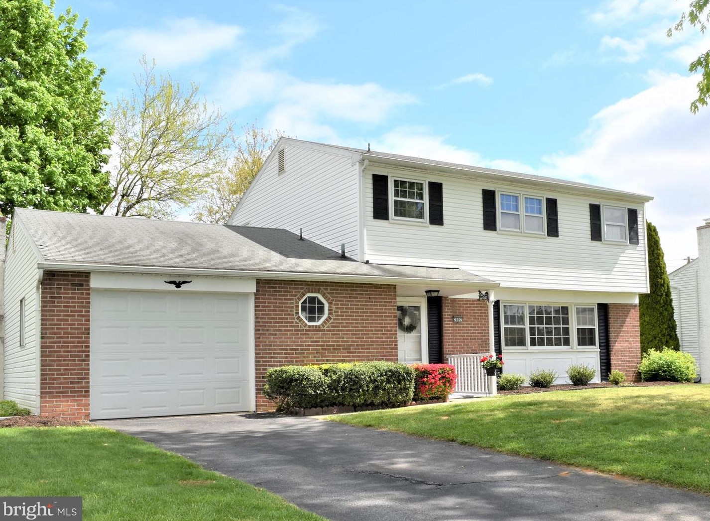 2807 Andrea Dr, Allentown, PA 18103-4603