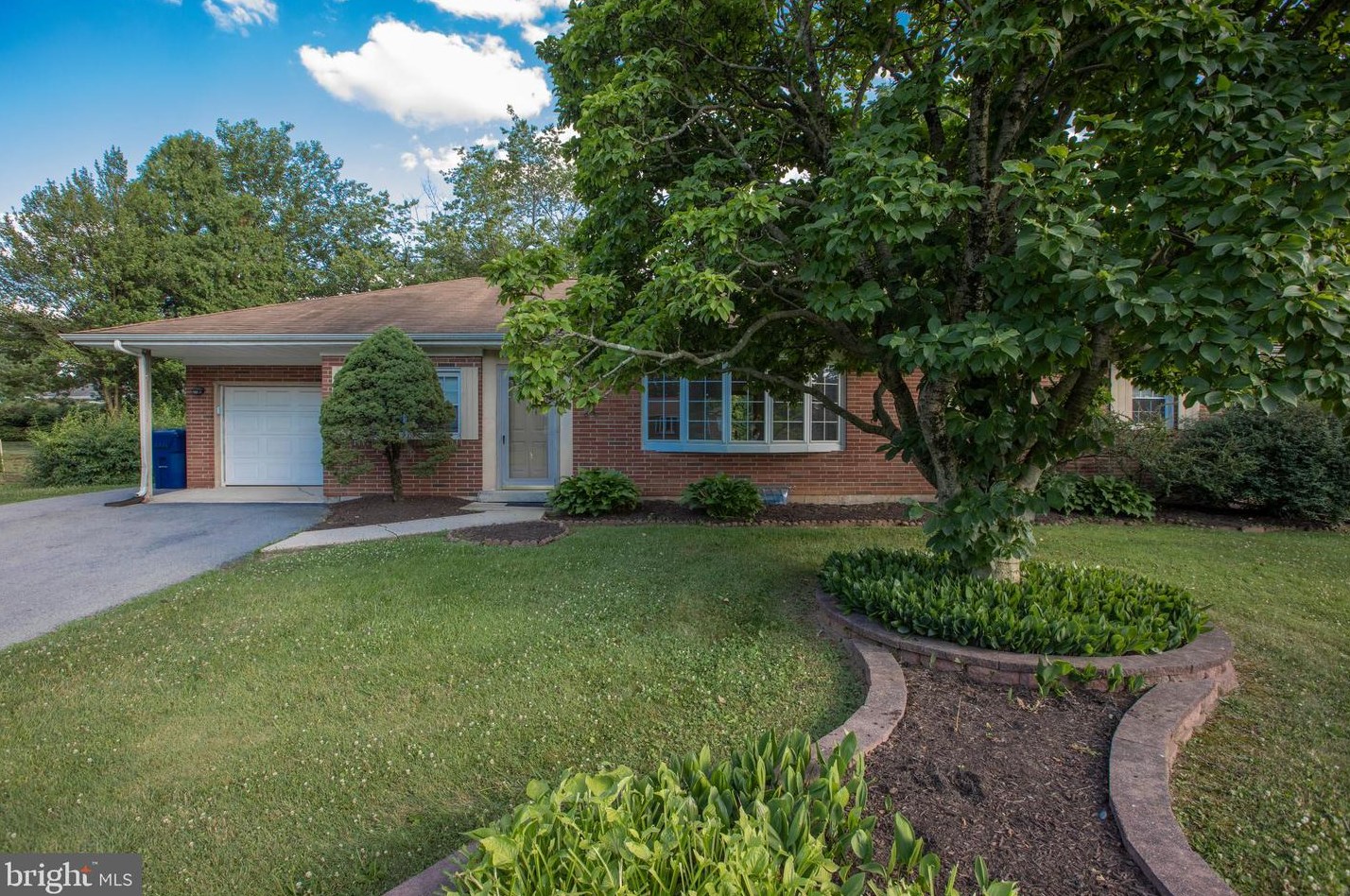 3070 Elm Dr, Allentown, PA 18103-3624