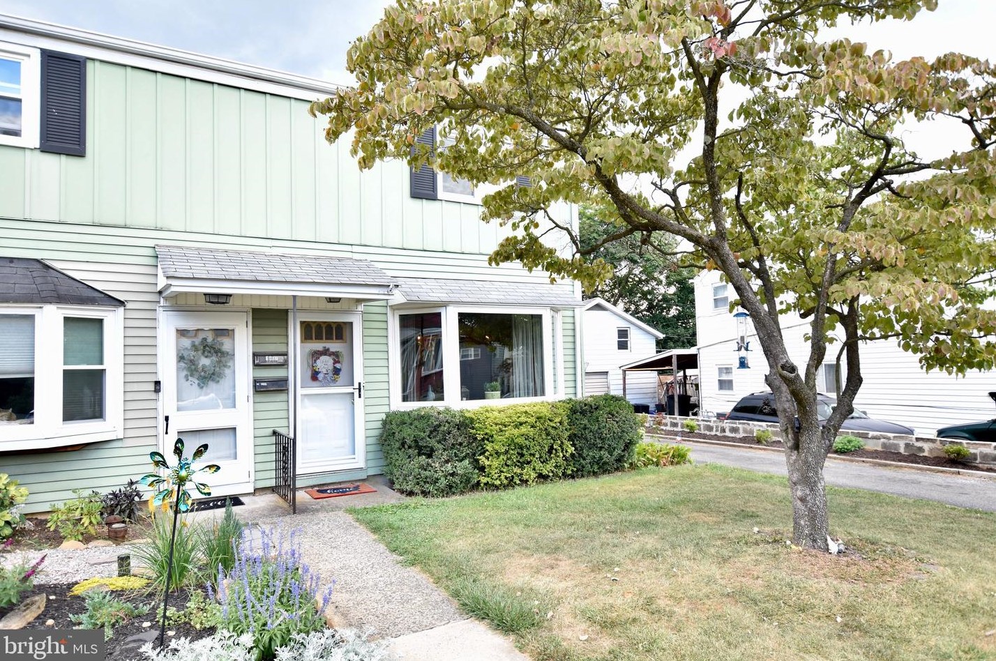 1407 Uelen Ct, Bethlehem, PA 18018-1746