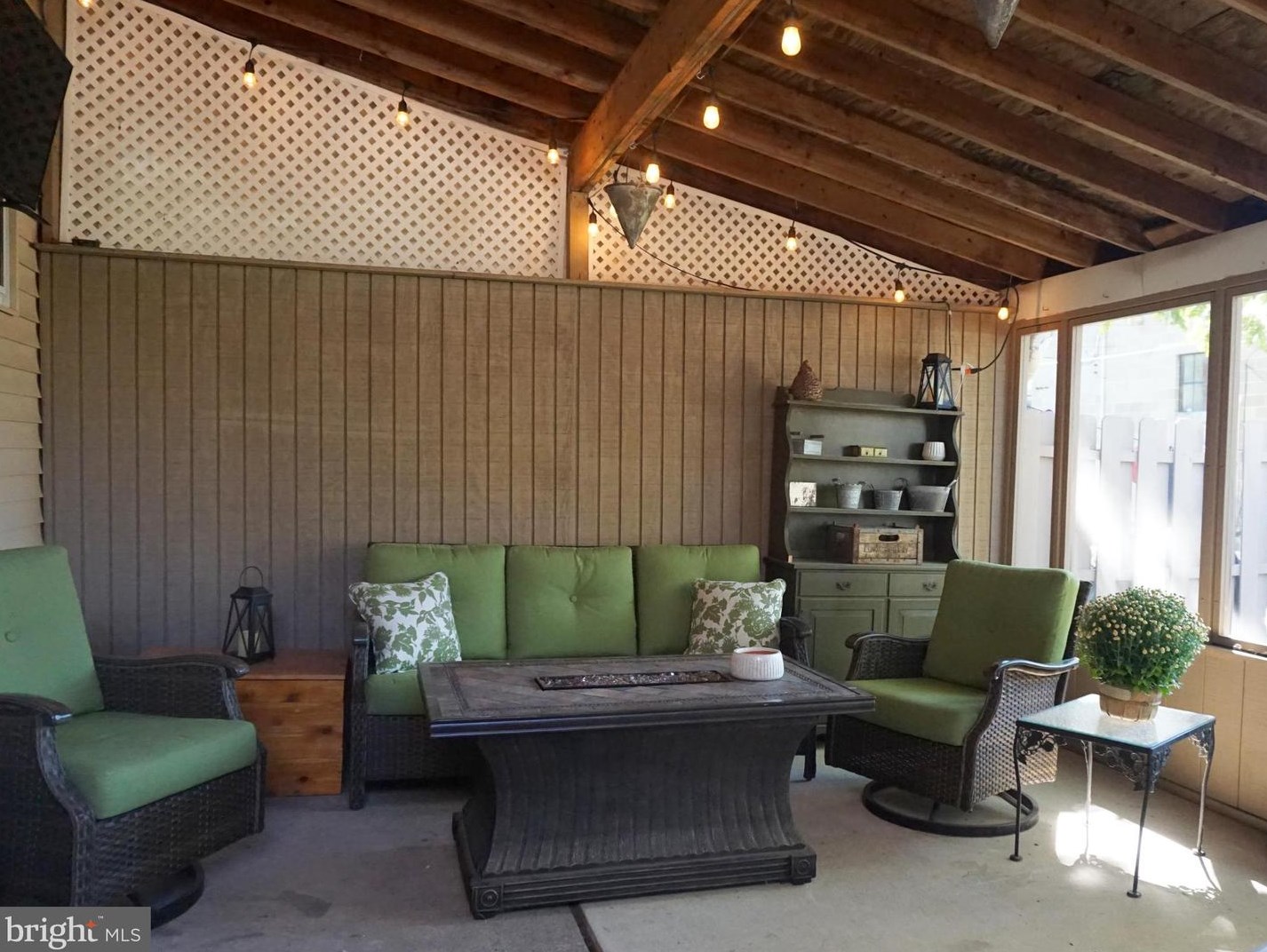 134 4 St, Emmaus PA 18049-2731 exterior