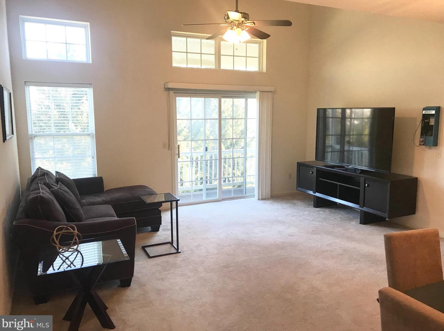 6890 Pioneer Dr, Macungie, PA 18062