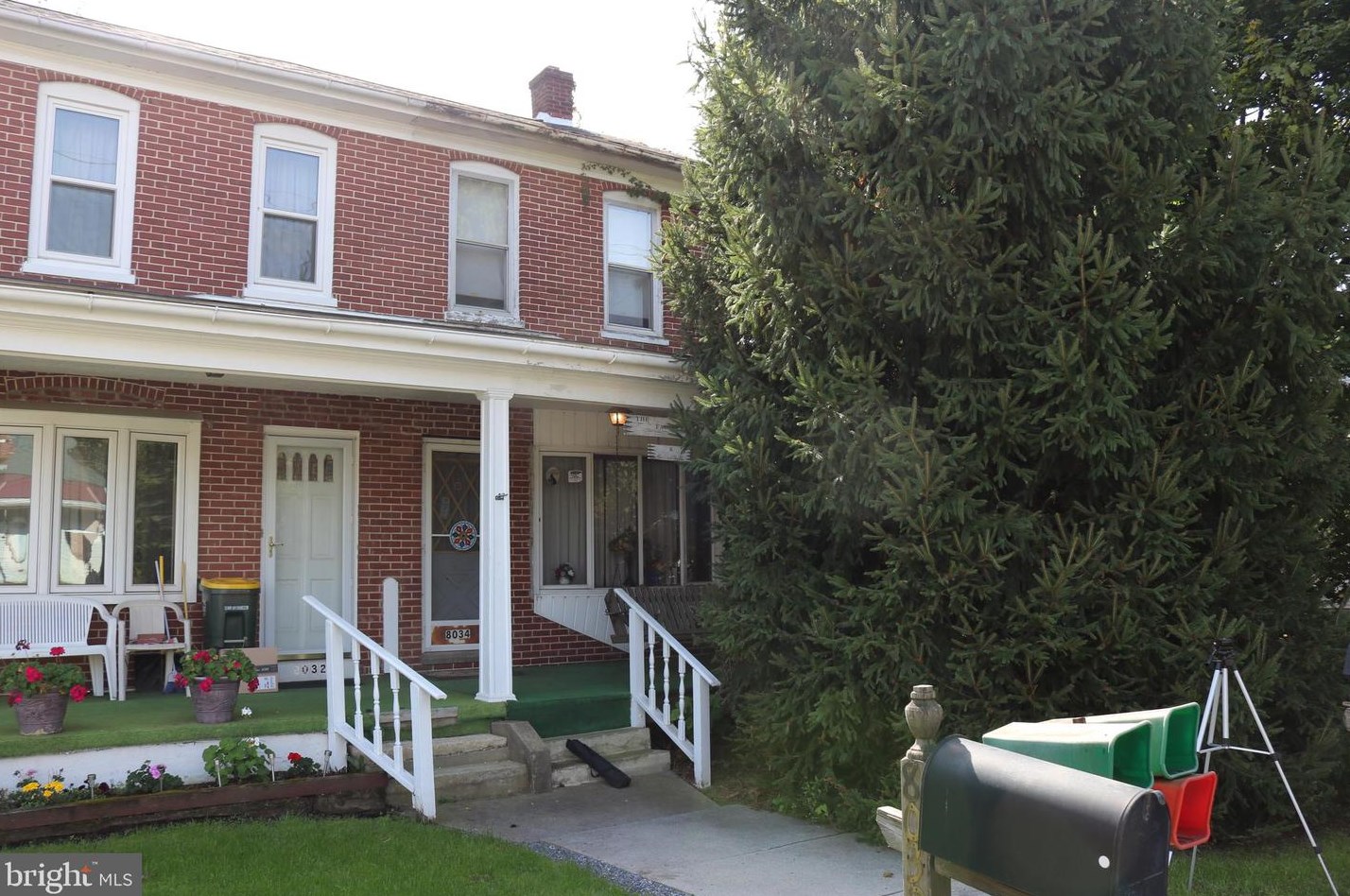 8034 Main St, Fogelsville, PA 18051