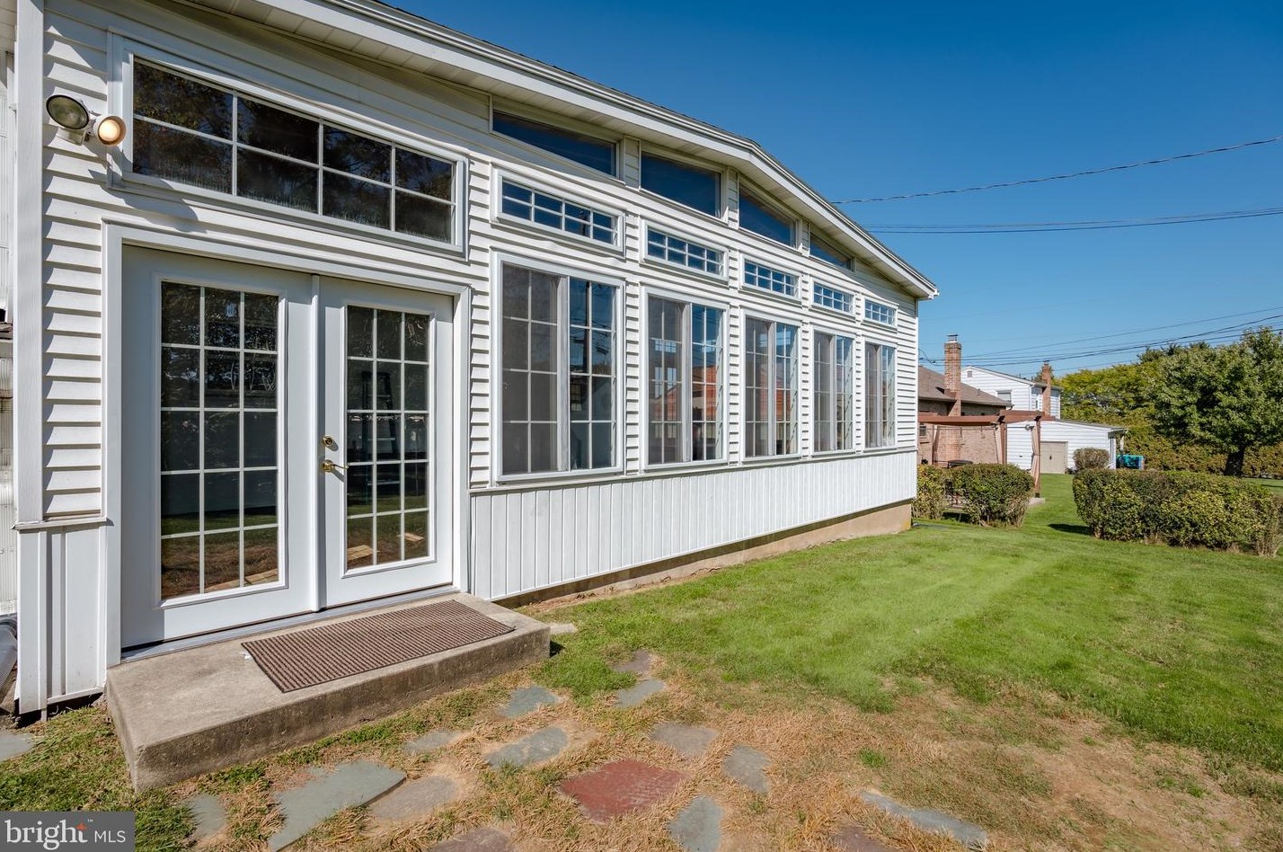 1620 Wood St, Emmaus PA  18049-3322 exterior