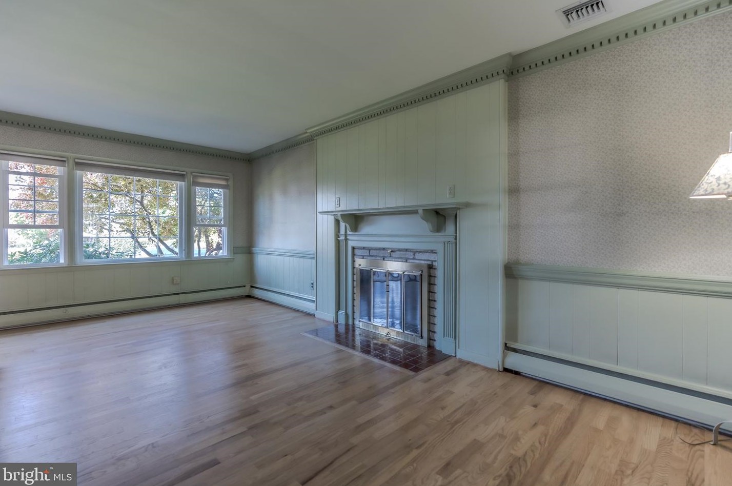 1620 Wood St, Emmaus PA  18049-3322 exterior