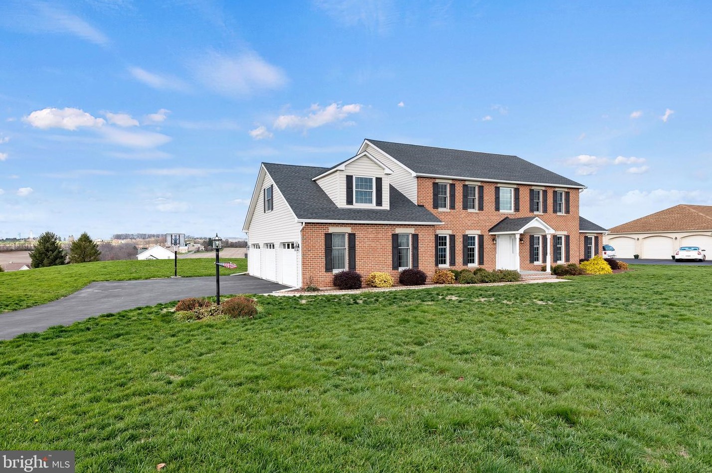 4535 Springfield Dr, Ironton, PA 18037