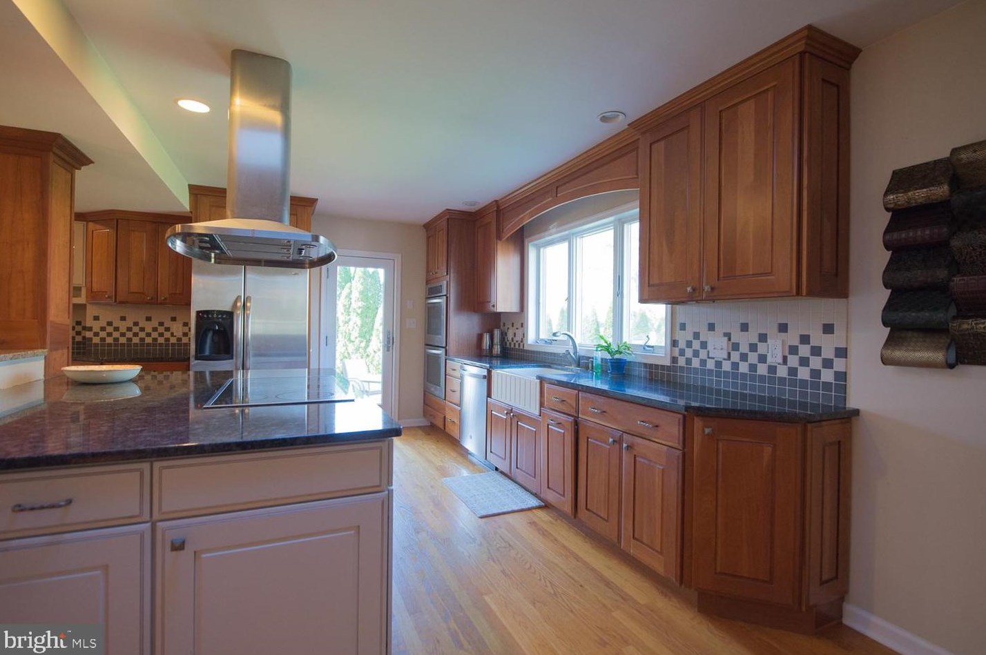 1015 7 St, Emmaus PA 18049-1607 exterior