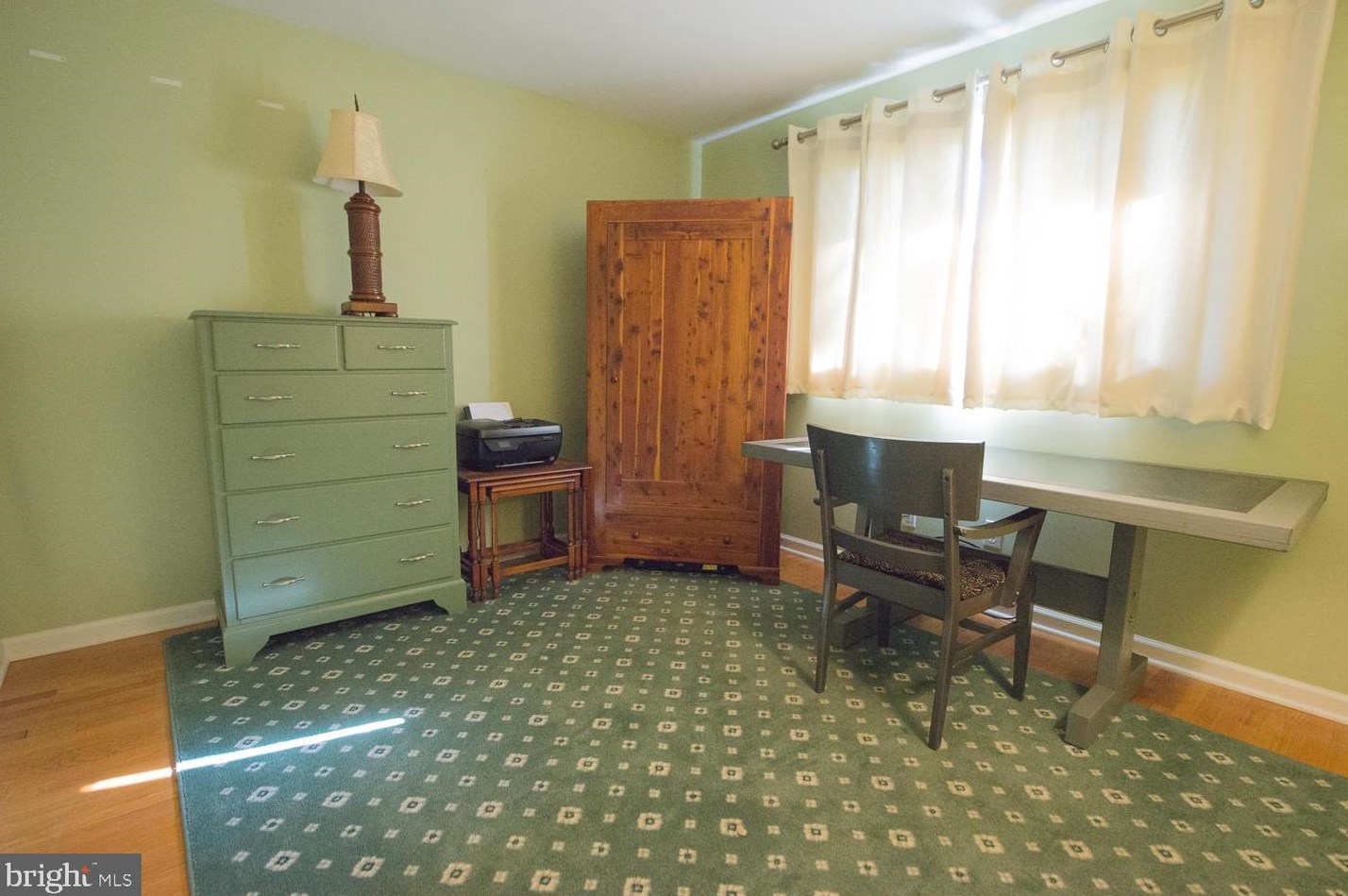 1015 7 St, Emmaus PA 18049-1607 exterior