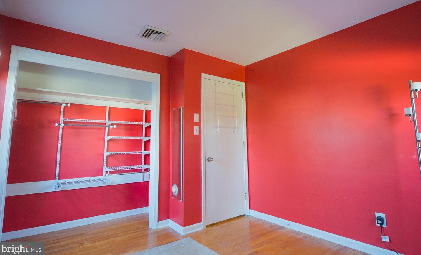 1015 7 St, Emmaus PA 18049-1607 exterior