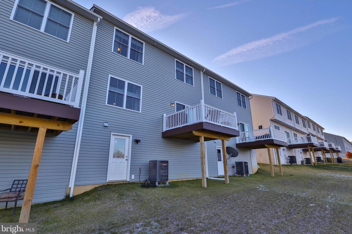 1279 Tilghman St, Emmaus PA  18049-3530 exterior