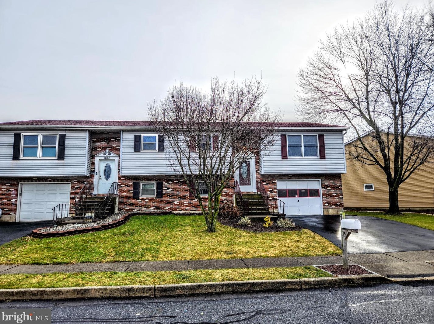 841 Catherine Dr, Ironton, PA 18037