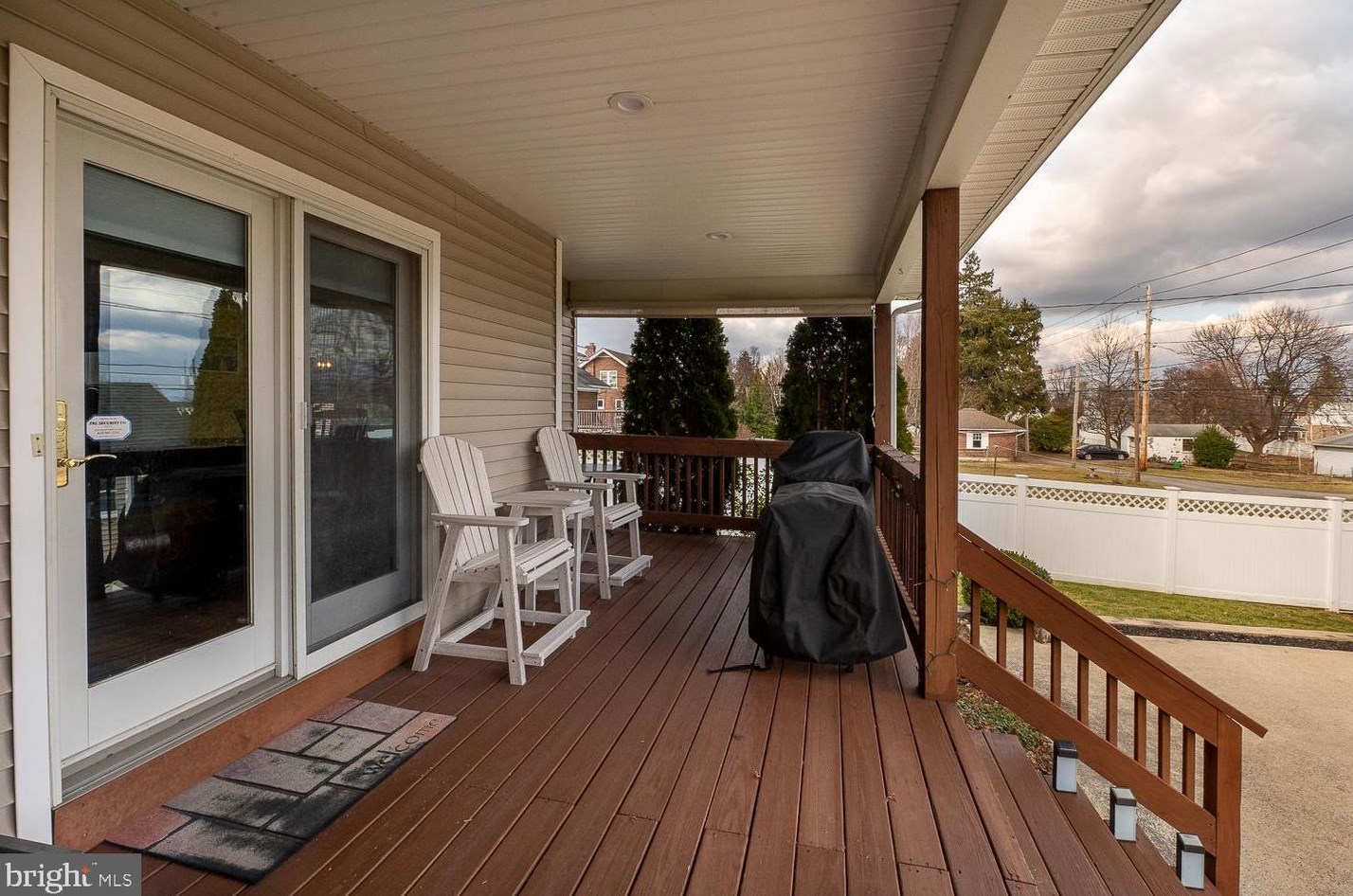 407 2 St, Emmaus PA 18049-3901 exterior