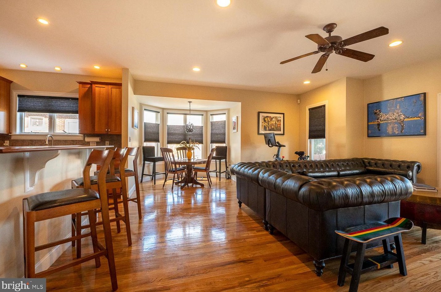 407 2 St, Emmaus PA 18049-3901 exterior