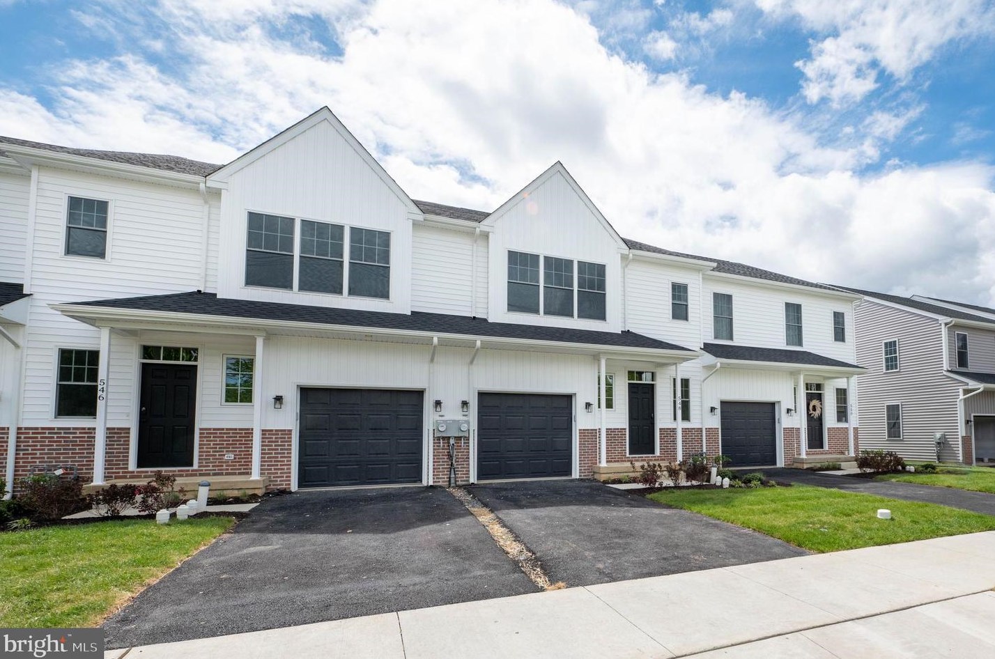 548 North St, Emmaus, PA 18049-2421