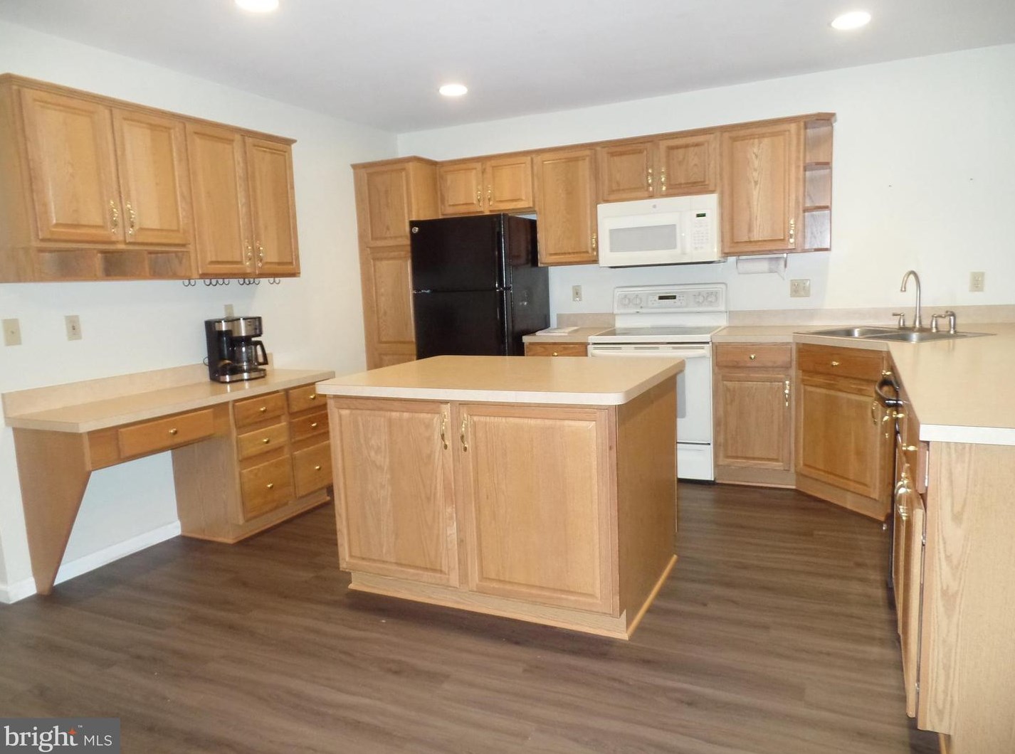 122 5 St, Emmaus PA 18049-2410 exterior