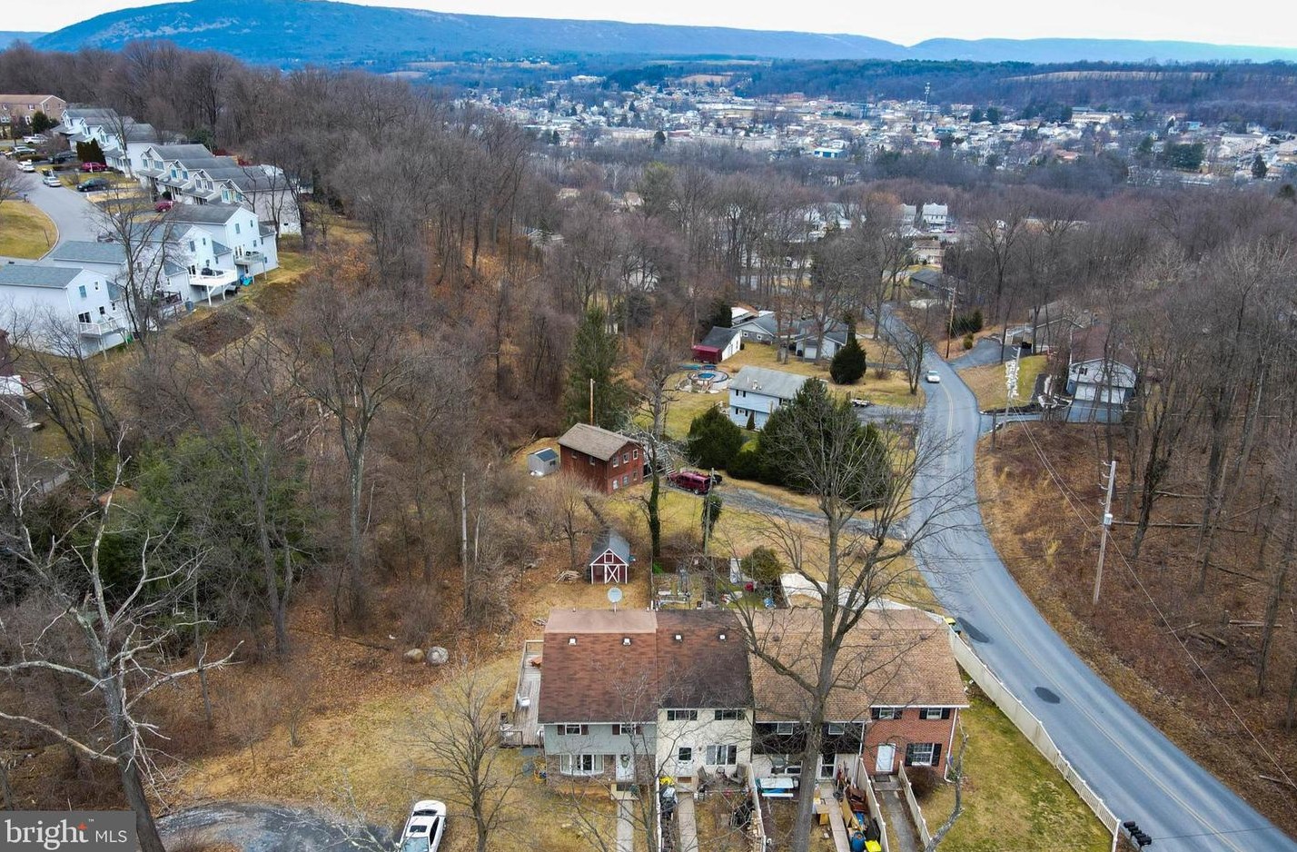 7343 Lehigh Cir, Slatington, PA 18080