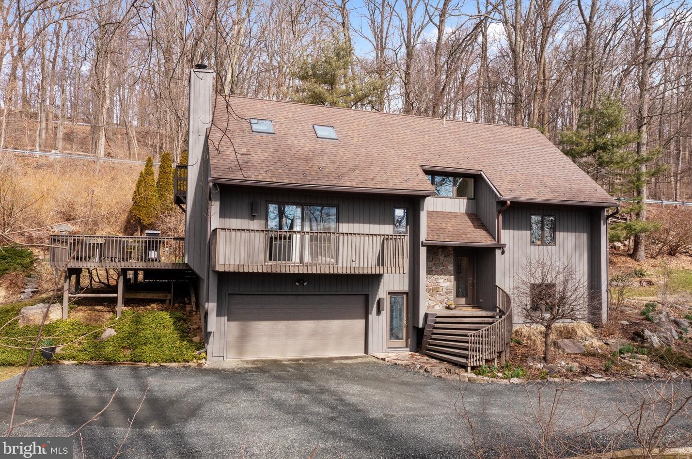 5050 5th St, Emmaus, PA 18049-4609