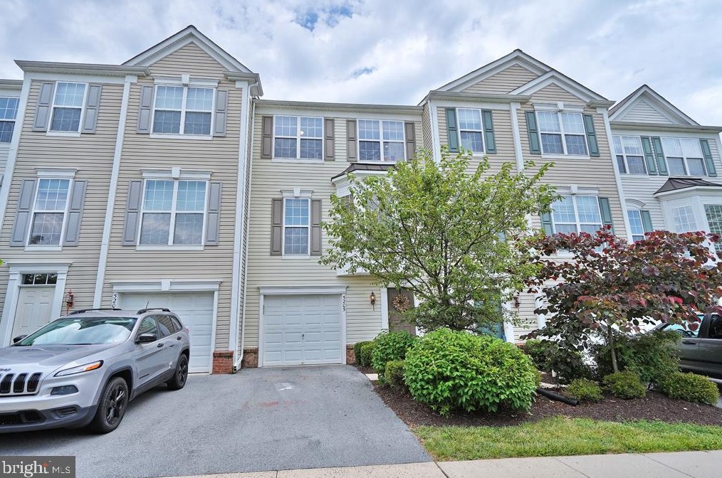 5205 Chandler Way, Orefield, PA 18069-9105