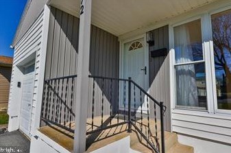 2172 Allwood Dr, Bethlehem PA  18018-1325 exterior