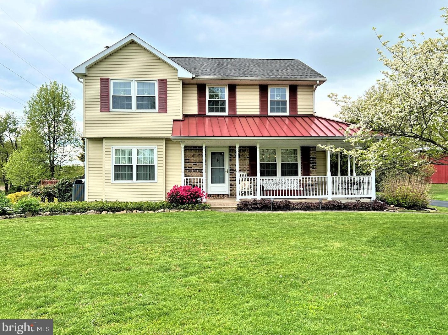 3888 Dillingersville Rd, Zionsville, PA 18092-2803