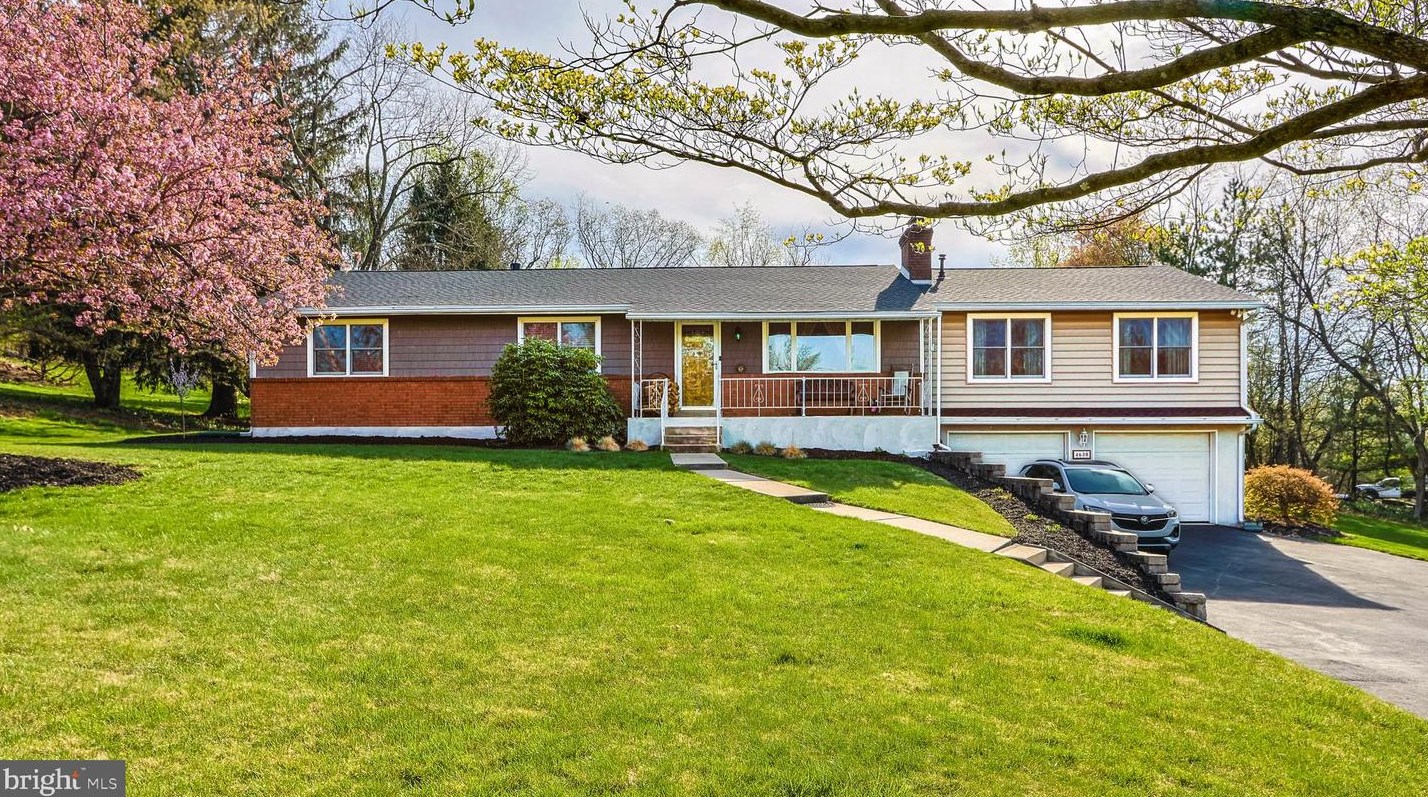 4630 Chestnut Hill Rd, Center Valley, PA 18034