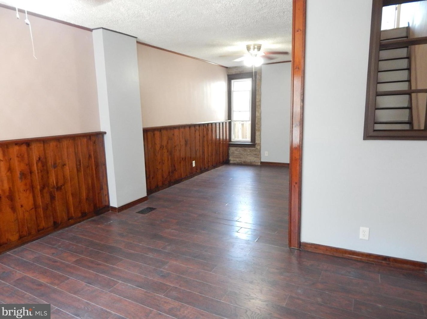 730 Railroad St, Allentown, PA 18102-1924