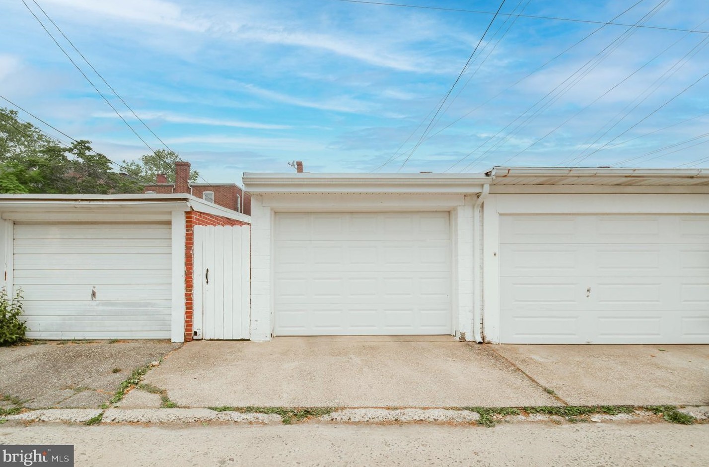 1942 Allen St, Allentown, PA 18104-5037