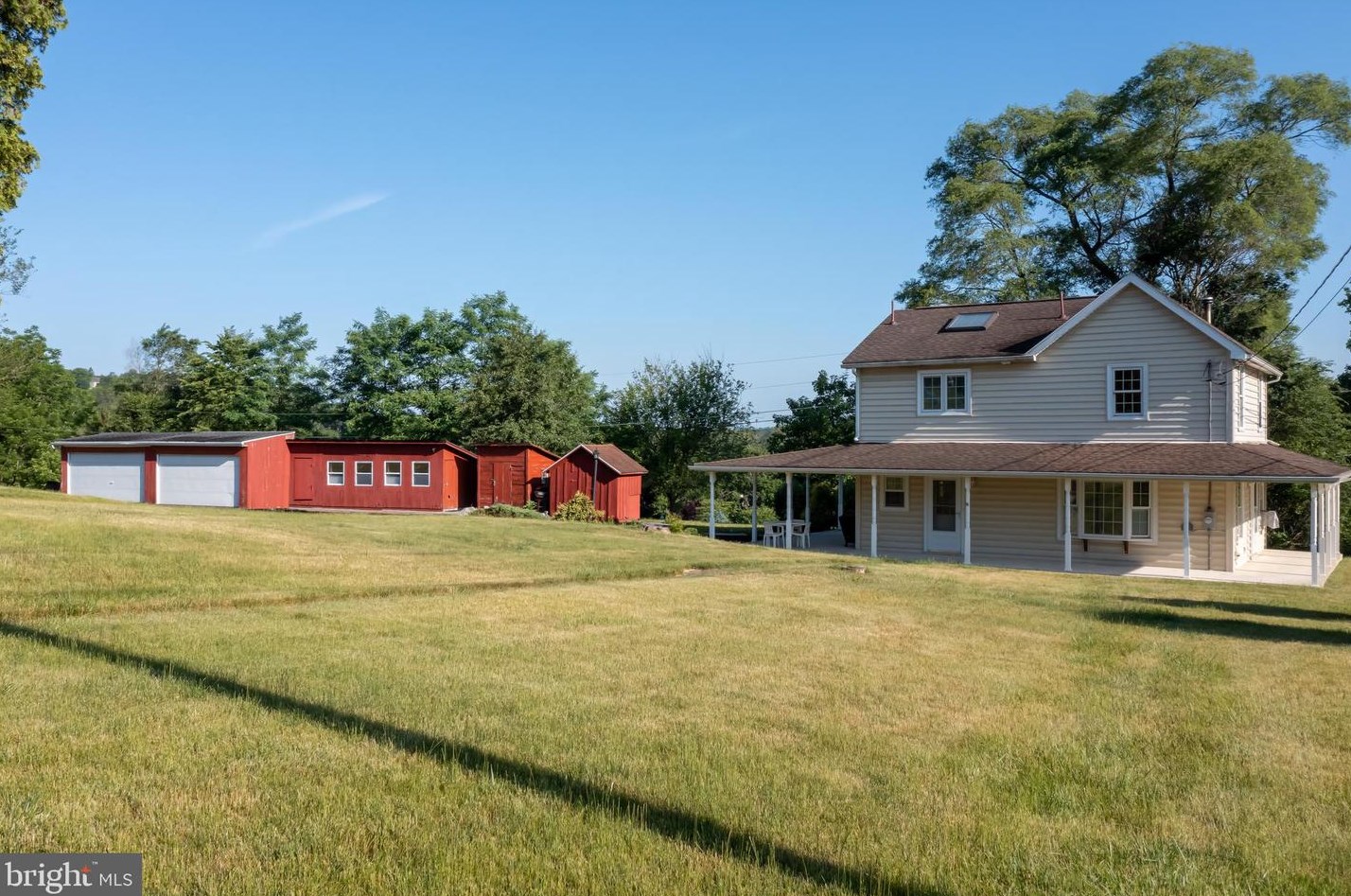 2174 Blue Barn Rd, Orefield, PA 18069