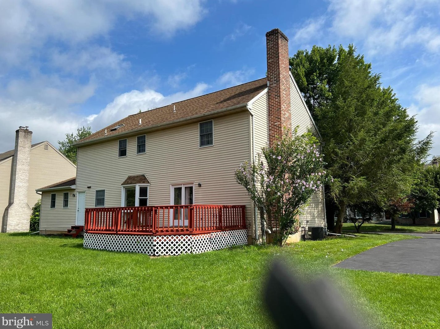 1709 Crownwood St, Allentown, PA 18103-6460