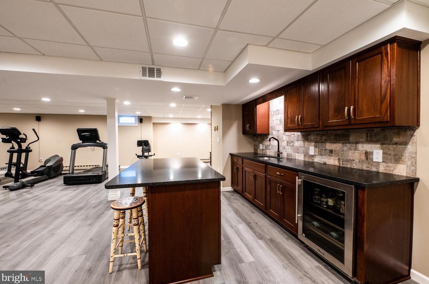 4766 5 St, Emmaus PA 18049-2331 exterior