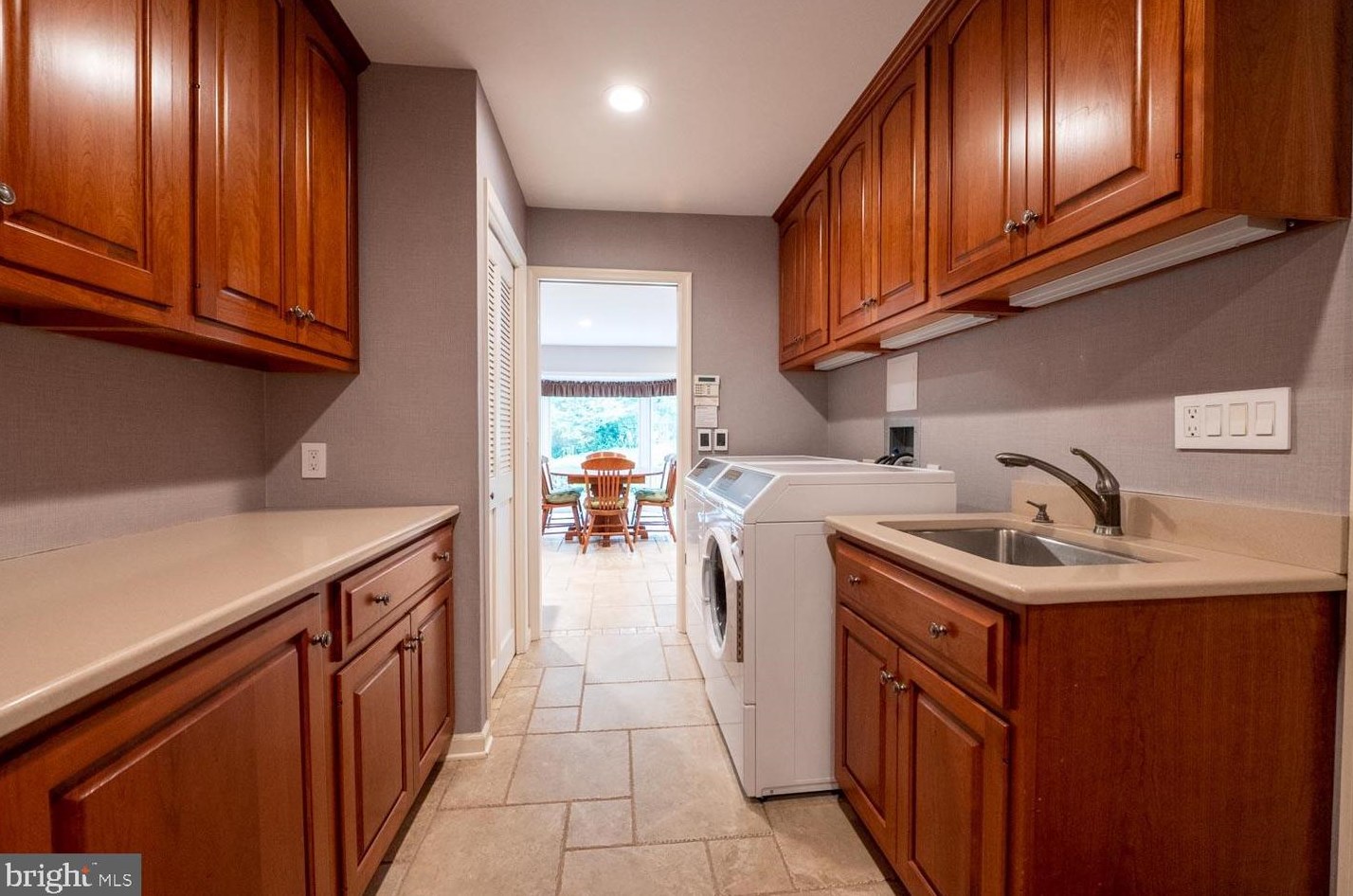 4766 5 St, Emmaus PA 18049-2331 exterior