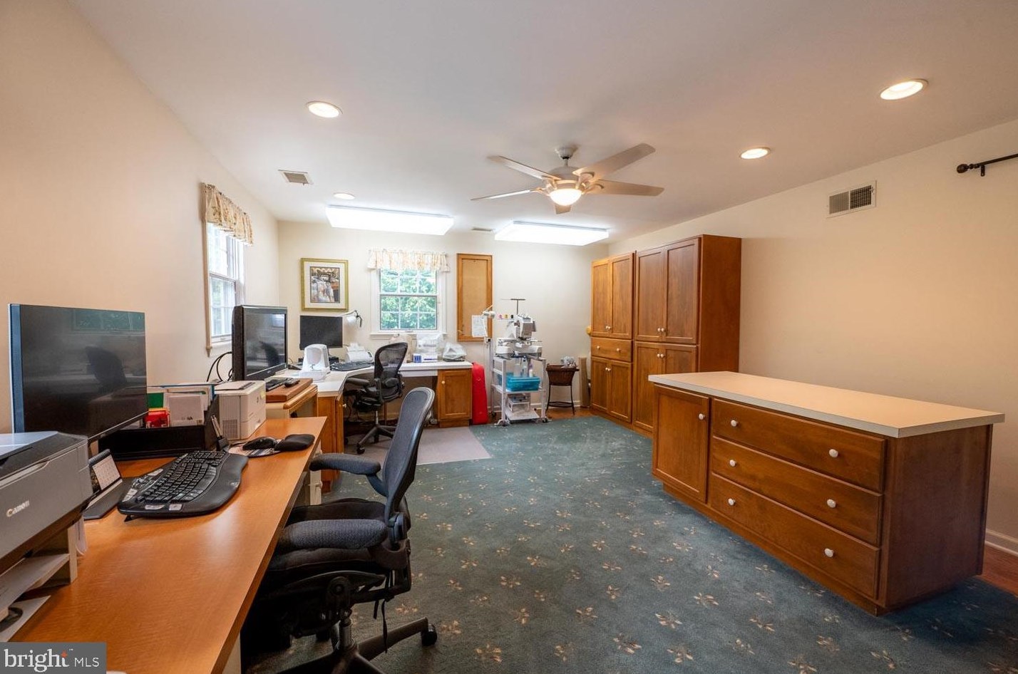 4766 5 St, Emmaus PA 18049-2331 exterior